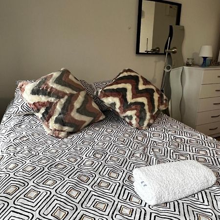Flat In London Apartment Bagian luar foto